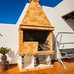 Eslanzarote Acoruma House, Super Wifi, Heated Pool 别墅
