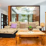 Eslanzarote Acoruma House, Super Wifi, Heated Pool 别墅 *