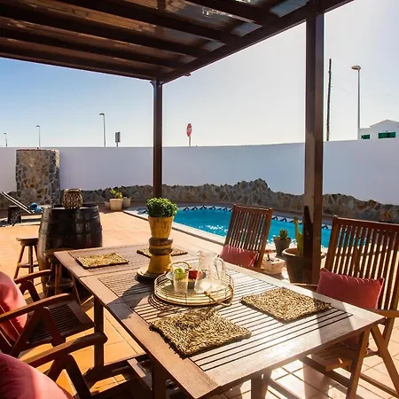 别墅 Eslanzarote Acoruma House, Super Wifi, Heated Pool