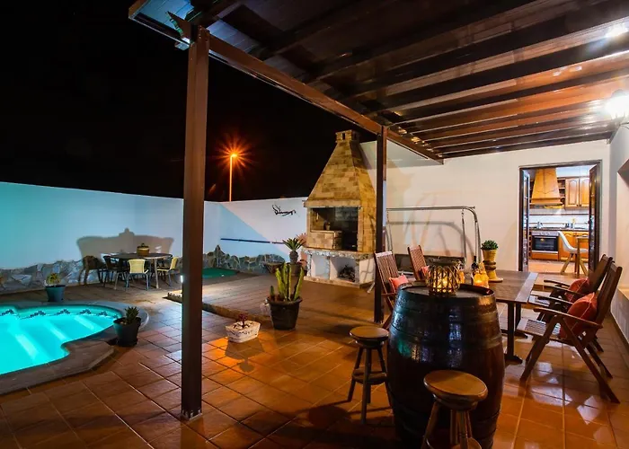 Eslanzarote Acoruma House, Super Wifi, Heated Pool וילה