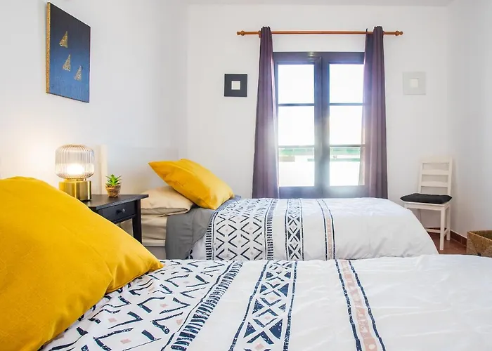 וילה Eslanzarote Acoruma House, Super Wifi, Heated Pool