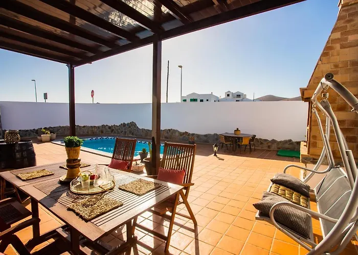 Eslanzarote Acoruma House, Super Wifi, Heated Pool וילה *