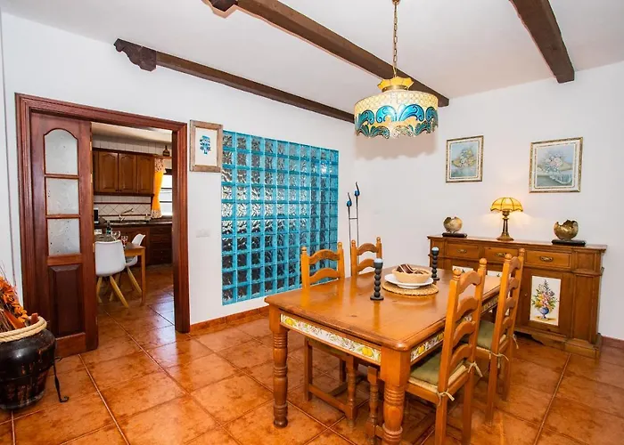 Eslanzarote Acoruma House, Super Wifi, Heated Pool וילה Güime