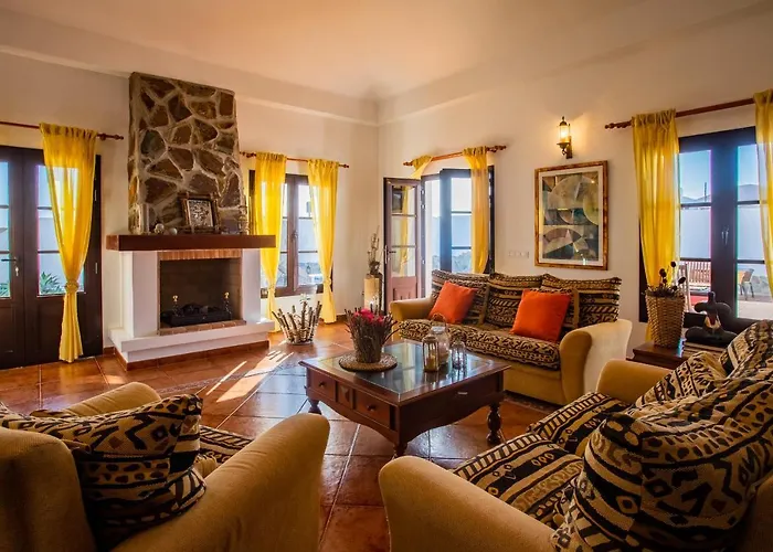 Eslanzarote Acoruma House, Super Wifi, Heated Pool וילה Güime