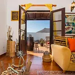 Eslanzarote Acoruma House, Super Wifi, Heated Pool *