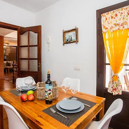 别墅 Eslanzarote Acoruma House, Super Wifi, Heated Pool