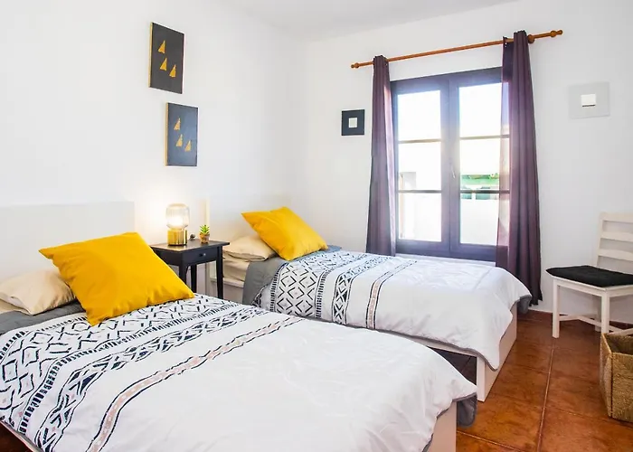 Eslanzarote Acoruma House, Super Wifi, Heated Pool *