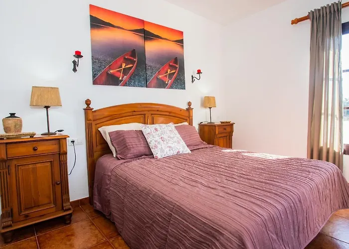 Villa Eslanzarote Acoruma House, Super Wifi, Heated Pool *